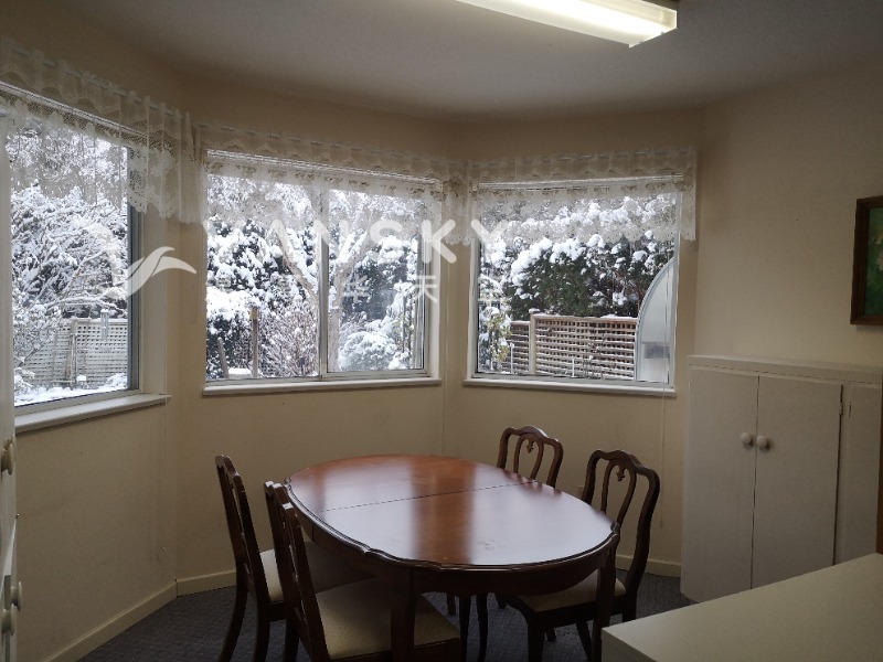 250602153641_master room office 1.jpg